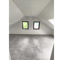 Vermieten Erstbezug 4-Zimmer-Penthouse-Wohnung +EBK in Wallendorf - Mettendorf