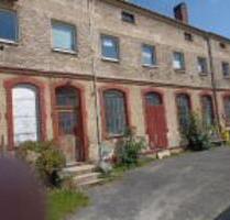 Sanierungsobjekt mit Nebengebäude Garagen und großen Garten - Annaberg-Buchholz