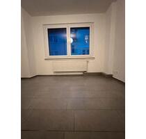 Helle 3 Zimmer-Wohnung in Bielefeld-mitte!Top Lage!! WG-geeignet!