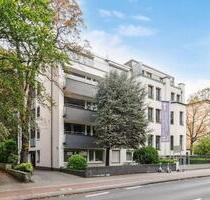 Helle 2-Zimmer-Penthouse-Wohnung in Köln-Lindenthal zu vermieten