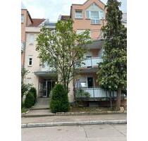 Zentralliegende Helle 1.5 Zimmer Wohnung Apartment Balkon Küche - Göppingen Bruckwasen