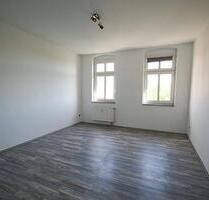 Zentrale 2-Zimmer-Dachgeschosswohnung mit Weitblick und Einbauküche – sofort verfügbar! - Zwickau