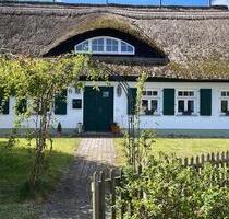 Einfamilienhaus mit Einliegerwohnung - Korswandt
