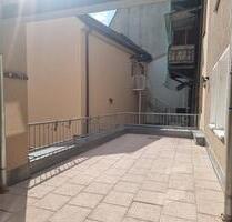 Zweiraumwohnung mit großer Terrasse im Stadtzentrum - Crimmitschau
