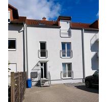 DG Wohnung - 800,00 EUR Kaltmiete, ca.  70,00 m² in Ludwigshafen am Rhein (PLZ: 67065) Mundenheim