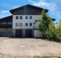 Mietwohnung 4 Zimmer mit großer Garage - Leutkirch im Allgäu