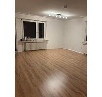 Modern sanierte 3-Zimmer-Wohnung im Herzen von Bergisch Gladbach