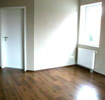Charmante 2-Zimmer-Wohnung mit Balkon, 55 qm in Zeven, BJ 2004