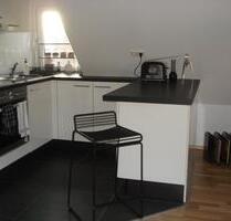 Moderne Wohnung (3 Zimmer) an Einzelperson oder Paar - Schorndorf