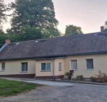 Günstiges 3,5-Raum-Einfamilienhaus mit EBK in Bad Muskau