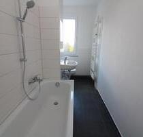 Nummer 1 in den Charts...neu sanierte 3-RW mit Wanne u. Balkon!!! - Freiberg