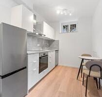 2 ZKB, möbliert, Westend-Süd, Erstbezug nach Sanierung - Frankfurt am Main Bockenheim