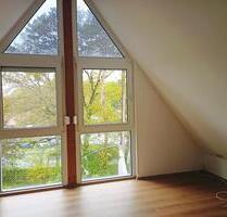 Dachgeschosswohnung im Grünen in FürthRonhof, große Dachterrasse