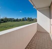 Einziehen & wohlfühlen: mit Balkon & traumhaftem Grünblick! - Eisleben (Lutherstadt)