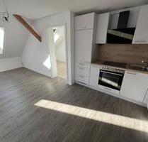 Sehr zentrale, neue 2-Zimmer-Dachgeschosswohnung in Gräfenberg