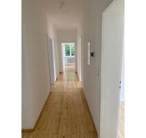 4ZKB Wohnung, mit Gartenanteil, TOP Lage, Nähe Uni & Stadtzentrum - Homburg
