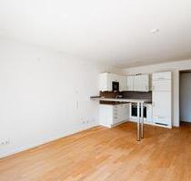 Moderne 2-Zimmer-Wohnung mit Einbauküche - Frankfurt am Main Niederrad