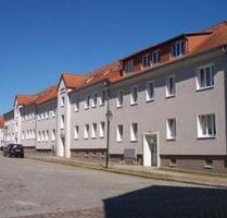 Sanierte 1-Raum-Wohnung - 336,00 EUR Kaltmiete, ca.  39,50 m² in Neustrelitz (PLZ: 17235)