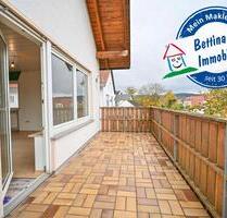 DIETZ: Gepflegte 4 Zi-Wohnung im ersten OG - 2 Balkon - Garage - Schaafheim