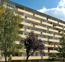 3 Zi-Wohnung, Aufzug, Balkon in Gravenbruch Neu-Isenburg