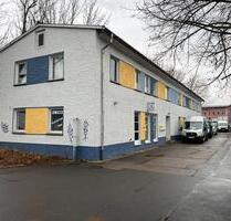 preiswerte Büroräume undoder Lagerflächen + mehrere Parkplätze - Saalfeld (Saale)