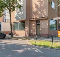 ***Großzügig geschnitten, mit riesigen Schaufenstern*** - Berlin Treptow-Köpenick
