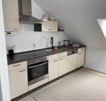 Helle DG-Wohnung 3 ZKB, EBK - 630,00 EUR Kaltmiete, in Petersberg (PLZ: 36100)