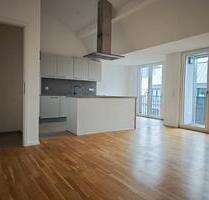 Große 4 Zimmer Dachgeschoß Wohnung mit Aufzug in Berlin- Grünau