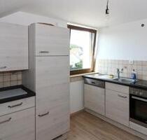 Dachgeschosswohnung in ruhiger und zentraler Lage von Petersberg