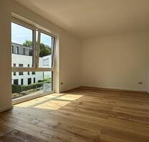 4 ZIMMER WOHNUNG IM NEUBAU MIT GROßER SÜD-TERRASSE - Bergisch Gladbach Alt-Frankenforst