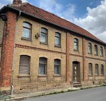 Haus mit Grundstück - 30.000,00&nbsp;EUR Kaufpreis, ca.&nbsp; 160,00&nbsp;m&sup2; in Blankenburg (Harz) (PLZ: 38895) Derenburg