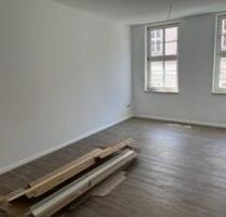 3 Zimmer hell, neu mit kl. Küche - Hildburghausen