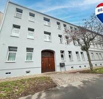 Helle 2-Zimmer-Wohnung mit Wohlfühlcharakter und Garage in bester Lage!!!! - Schönebeck (Elbe)