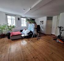 Wohnen im Zentrum 3-Zimmer, Küche, Bad - Coburg