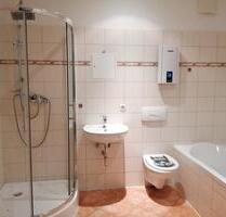 3 Zimmer Raum Wohnung Du+Wanne Balkon ruhige Lage - Altenburg