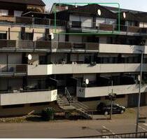 Sehr schöne, günstige, profisionsfrei 3 Zimmer 70m² DG Wohnung - Köngen