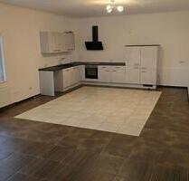 120m² helle großzügige 3 Zimmer + Wohn-EssKüche, Bad - Rehborn