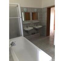 Sonnig und ruhig - 1.299,00 EUR Kaltmiete, ca.  87,00 m² in Hannover (PLZ: 30165) Vahrenwald-List