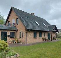 Einfamilienhaus mit Doppelgarage in Dörpum zu vermieten - Bredstedt