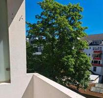 helle 2 Zimmerwohnung in Pempelfort mit EBK Balkon - Düsseldorf