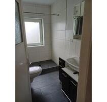 Sanierte 2- Zimmer-Wohnung mit Dusche - Wurzbach