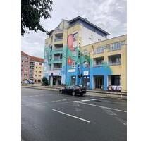 schicke 3 Zimmerwohnung m. Fahrtuhl, Balkon, Badewanne usw. - Freital