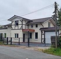 8 Zimmer Fachwerkhaus mit großer Garage - Tremsbüttel