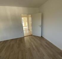 Schöne 3-Zimmer-Wohnung: Renoviert - mit Balkon! - Bremen Blumenthal