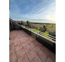 modernisierte 3,5-Zimmer-Dachgeschosswohnung Wohnung inkl Stellpl - Duisburg Essenberg