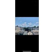 Wohnung 70qm U3, Kamin, Moosach Dachgeschoss Balkon Garage - München