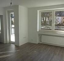 Modernisierte 3-Zimmer-Wohnung mit Einbauküche und XXL-Balkon - Hannover Döhren-Wülfel