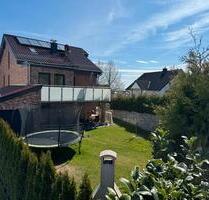 Traumhaftes 2-Familienhaus, luxuriös ausgestattet, Top Lage - Baunatal