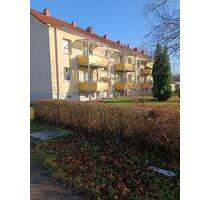 3 Zimmer Wohnung im Grünen mit Balkon in Holleben - Teutschenthal