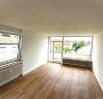 Frisch renovierte 2-Zimmer-Wohnung mit Balkon und Garage - Bielefeld Brackwede